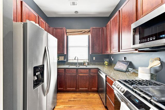 3808 Center Plaza Drive, Houston, TX 77007