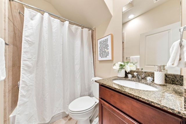 3808 Center Plaza Drive, Houston, TX 77007