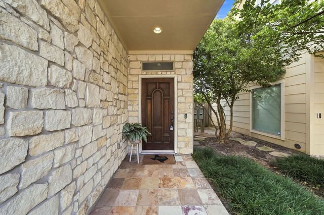 3808 Center Plaza Drive, Houston, TX 77007
