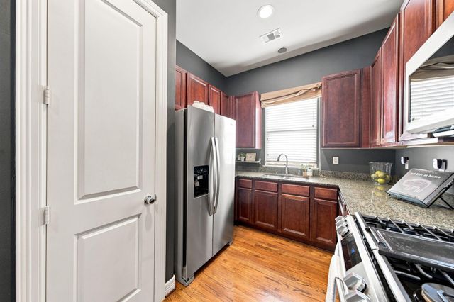 3808 Center Plaza Drive, Houston, TX 77007