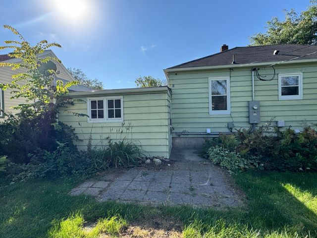 1212 3rd Avenue S, Moorhead, MN 56560