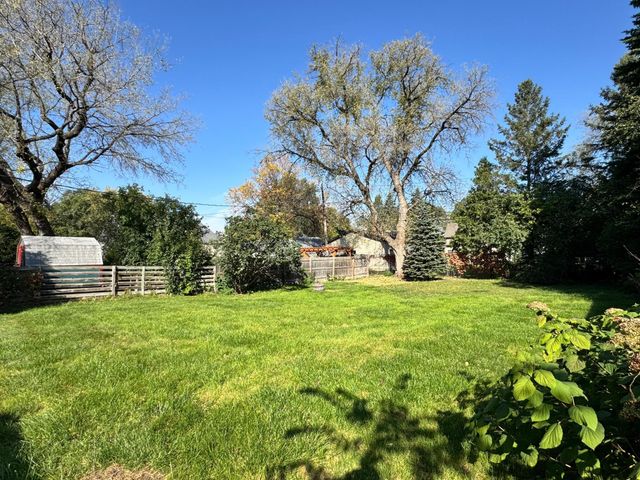 1212 3rd Avenue S, Moorhead, MN 56560