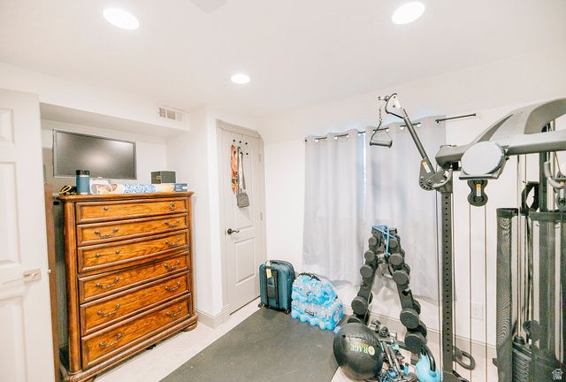 441 E CHELSEA DR, Bountiful, UT 84010