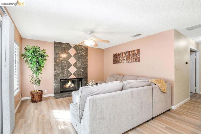 4421 Fawn Hill Way, Antioch, CA 94531