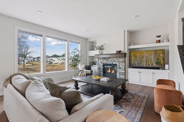 12933 Burr Oak Lane N, Champlin, MN 55316