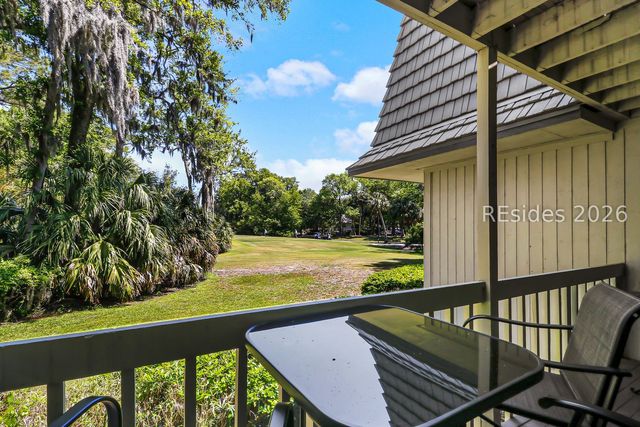 1 Gloucester Rd Apt 103, Hilton Head Island, SC 29928