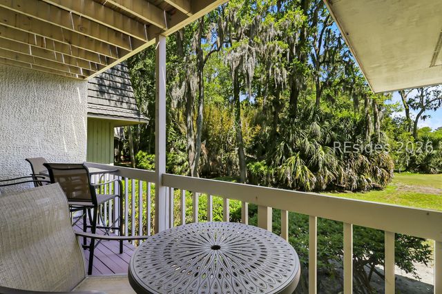 1 Gloucester Rd Apt 103, Hilton Head Island, SC 29928