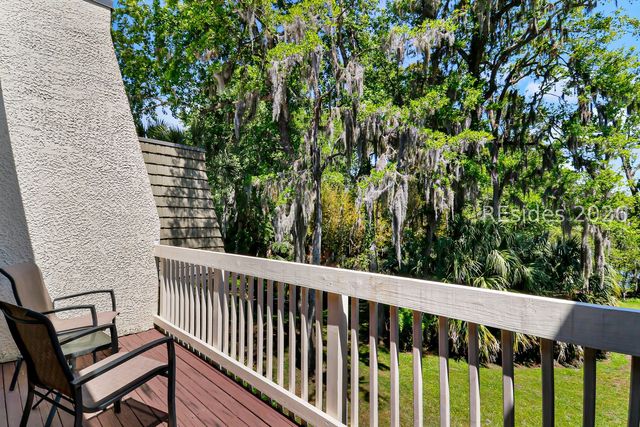 1 Gloucester Rd Apt 103, Hilton Head Island, SC 29928