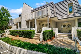 1 Gloucester Rd Apt 103, Hilton Head Island, SC 29928