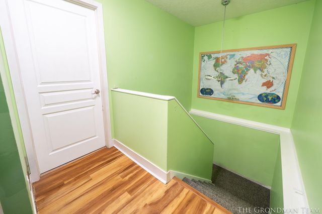 975 Songbird Lane, Holland, MI 49423