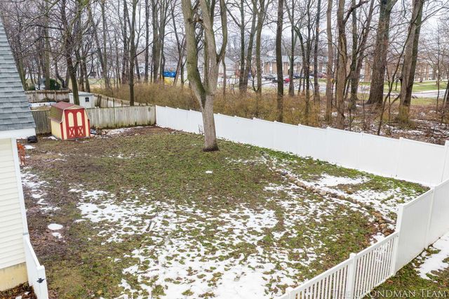 975 Songbird Lane, Holland, MI 49423