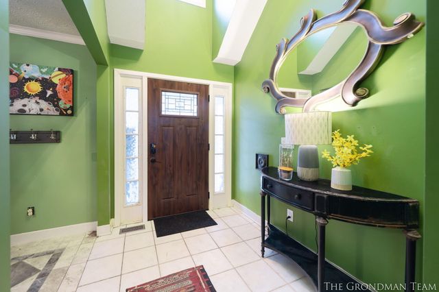 975 Songbird Lane, Holland, MI 49423