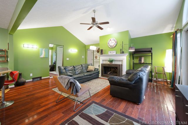 975 Songbird Lane, Holland, MI 49423