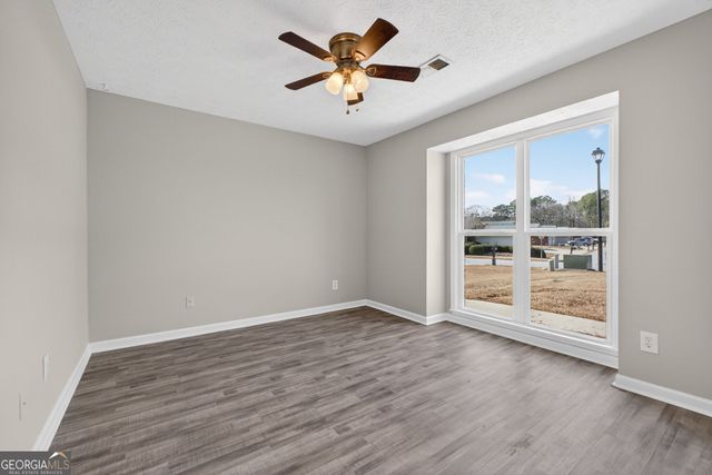 130 Wilbanks Drive, Fayetteville, GA 30215