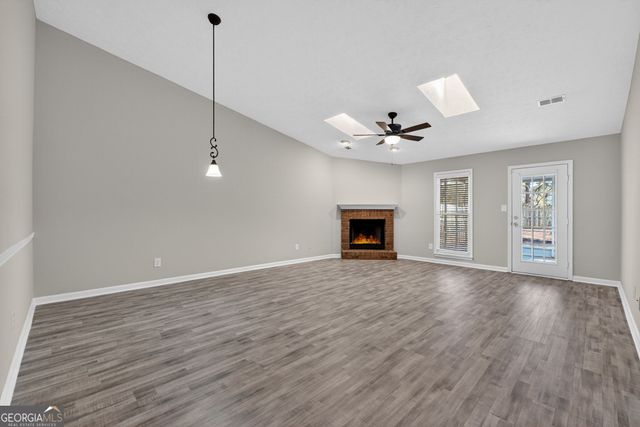 130 Wilbanks Drive, Fayetteville, GA 30215