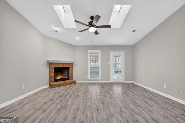 130 Wilbanks Drive, Fayetteville, GA 30215