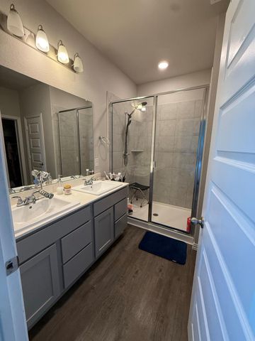 107 Wedgewood Trace Lane, La Porte, TX 77571