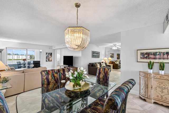 14096 Huntington Pointe Drive 404, Delray Beach, FL 33484