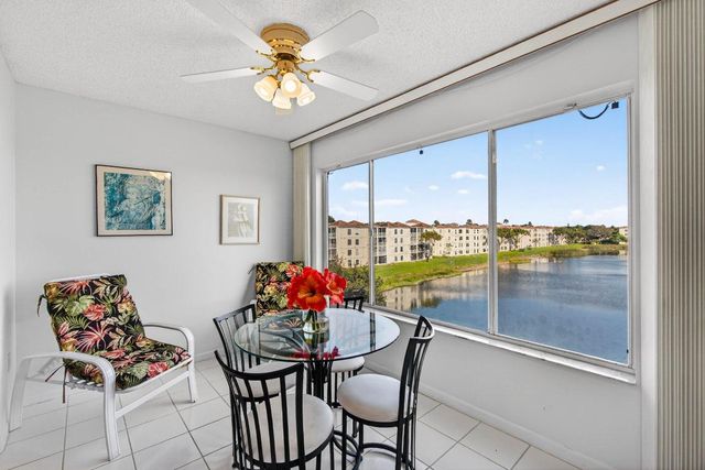 14096 Huntington Pointe Drive 404, Delray Beach, FL 33484