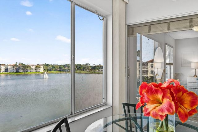 14096 Huntington Pointe Drive 404, Delray Beach, FL 33484