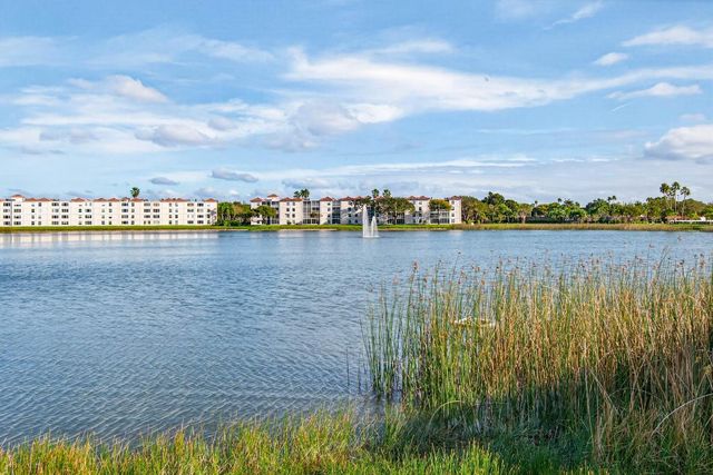 14096 Huntington Pointe Drive 404, Delray Beach, FL 33484