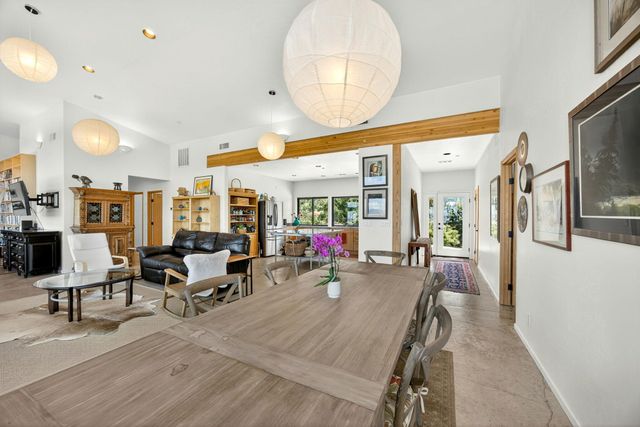 1873 Sundial Drive, Medford, OR 97501