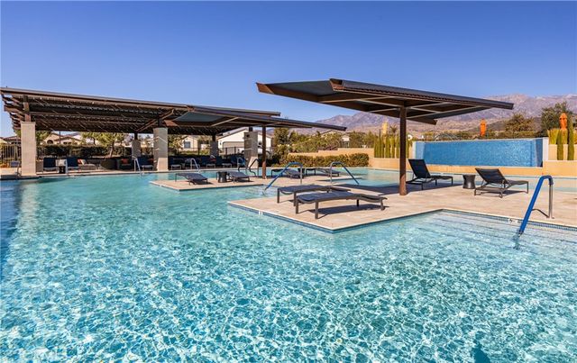 1521 Summerfield, Beaumont, CA 92223