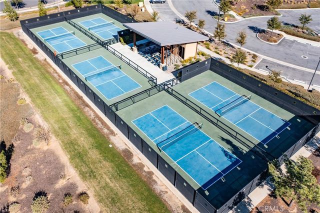 1521 Summerfield, Beaumont, CA 92223