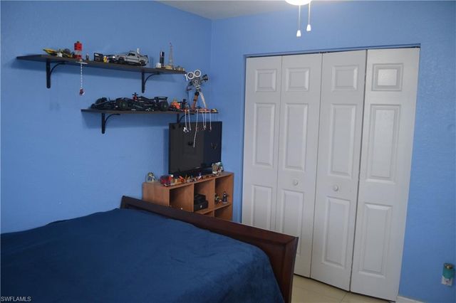 622 SE 10th AVE, Cape Coral, FL 33990