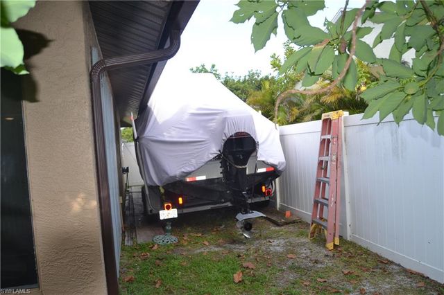 622 SE 10th AVE, Cape Coral, FL 33990