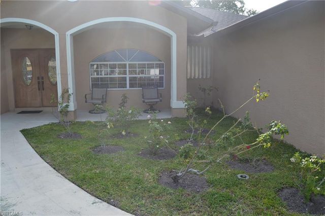 622 SE 10th AVE, Cape Coral, FL 33990
