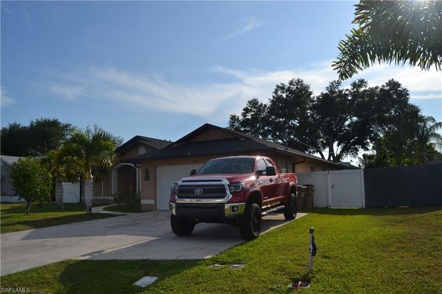 622 SE 10th AVE, Cape Coral, FL 33990