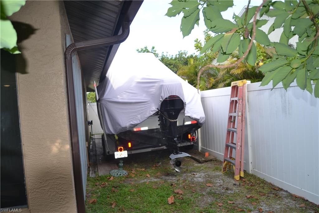 Image 29 of property listing at 622 SE 10th AVE, Cape Coral, FL 33990