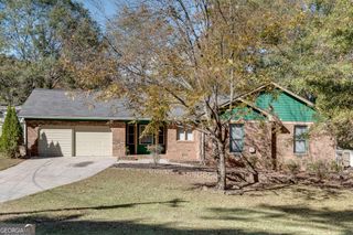 2021 N Oak Drive, Lawrenceville, GA 30044