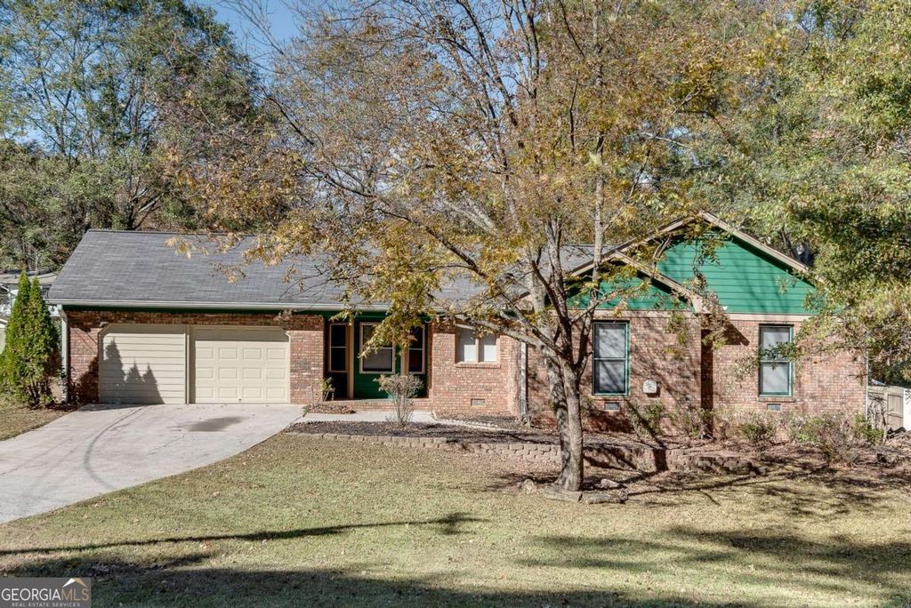 2021 N Oak Drive, Lawrenceville, GA 30044