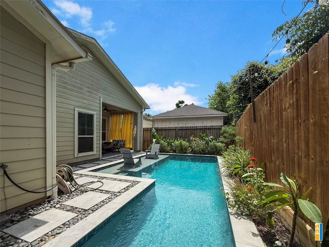 214 Marathon Street, Houston, TX 77018