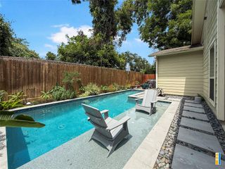 214 Marathon Street, Houston, TX 77018