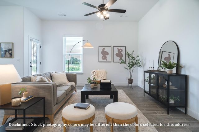 1202 West Pebblebrooke Drive, Ozark, MO 65721