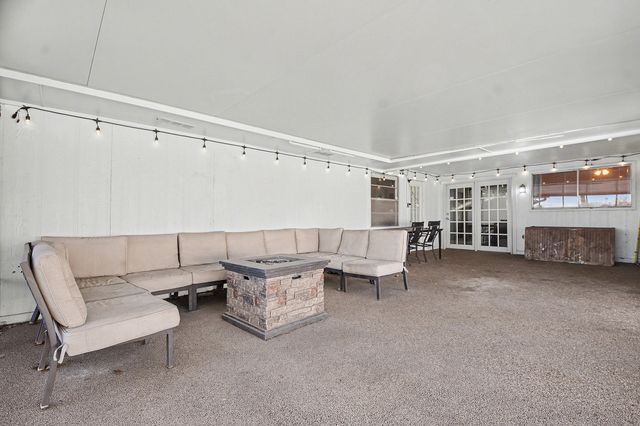 602 Wentworth Drive, Richardson, TX 75081