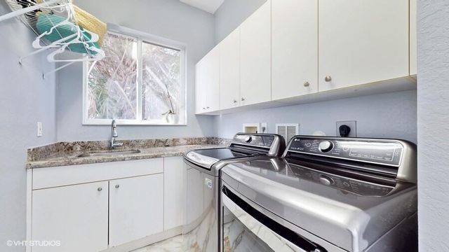 11910 Osprey Point Circle, Wellington, FL 33449
