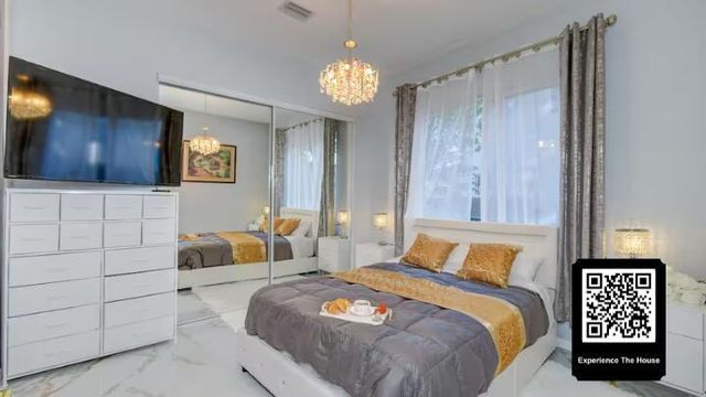 11910 Osprey Point Circle, Wellington, FL 33449