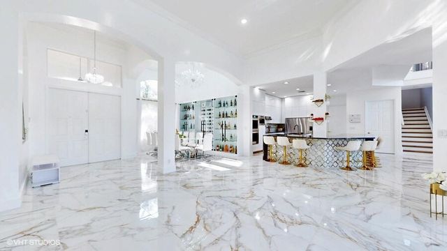11910 Osprey Point Circle, Wellington, FL 33449
