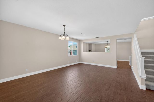 7701 Tamarindo Bay Dr, Sacramento, CA 95828