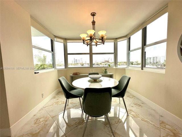 16558 NE 26th Avenue 5D, North Miami Beach, FL 33160