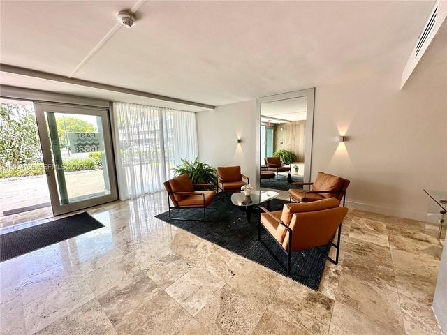 16558 NE 26th Avenue 5D, North Miami Beach, FL 33160