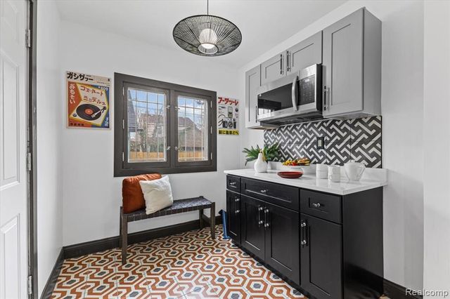 3831 Cortland Street, Detroit, MI 48206