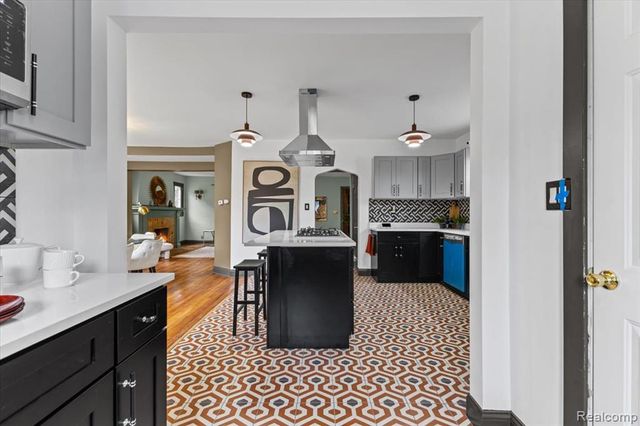 3831 Cortland Street, Detroit, MI 48206