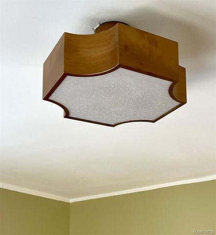 3831 Cortland Street, Detroit, MI 48206