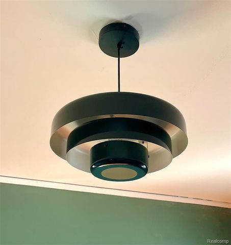 3831 Cortland Street, Detroit, MI 48206