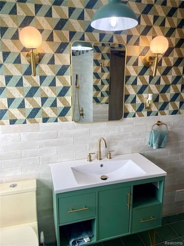 3831 Cortland Street, Detroit, MI 48206